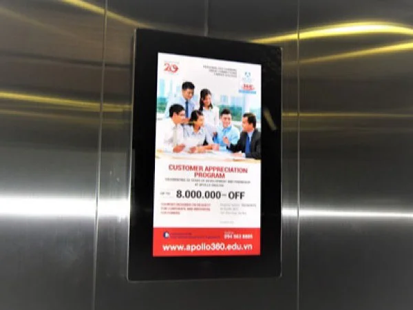 Quảng cáo Frame trong thang máy 2023